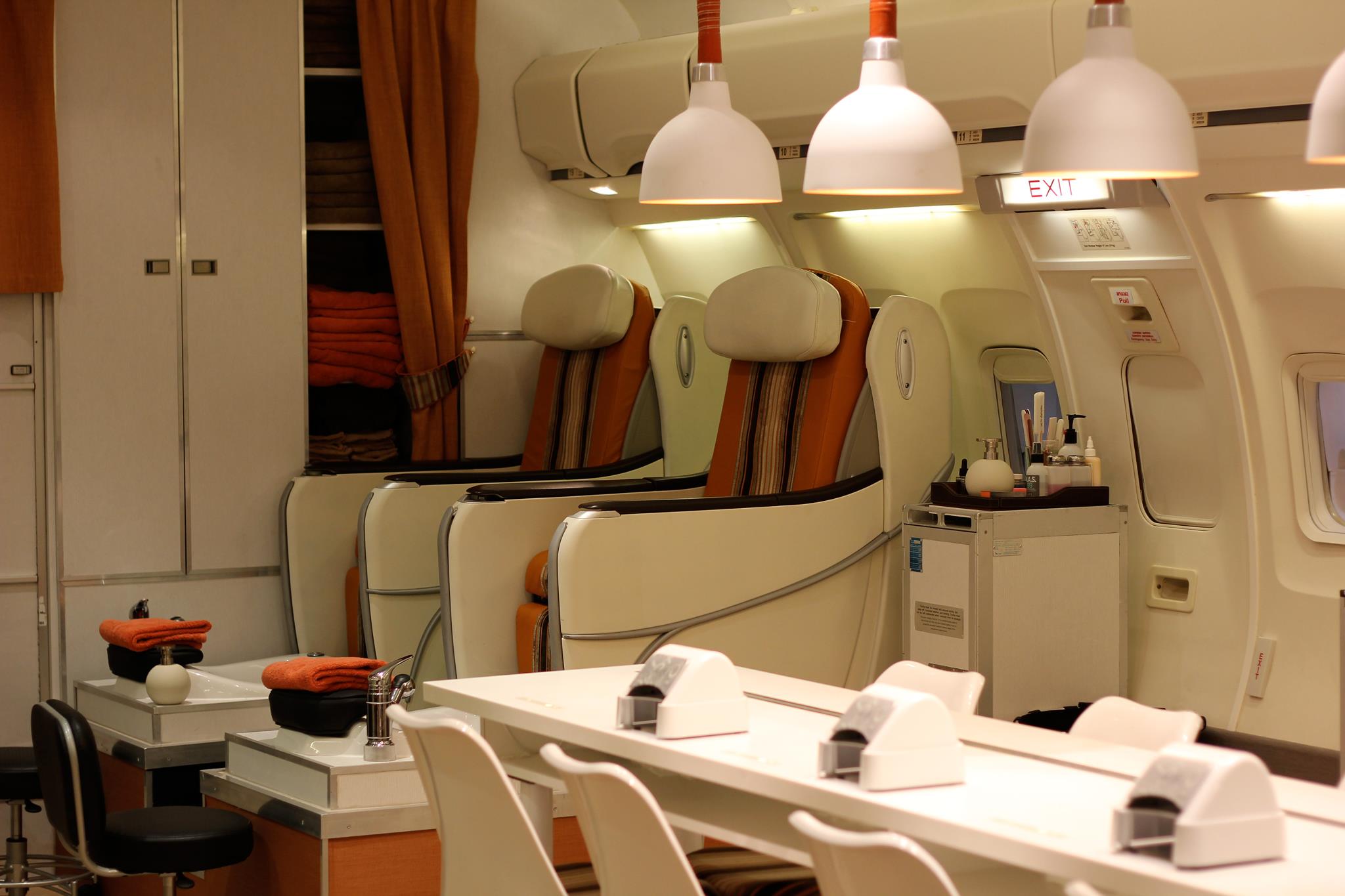 Non Toxic And Eco Friendly Nail Salon Ph7 Opens In Brooklyn Is